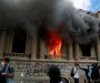 Gvatemala: Haos na ulicama, demonstranti zapalili dio zgrade Kongresa(VIDEO)