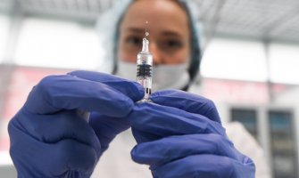 Moskva postavlja oko 300 mobilnih stanica za vakcinaciju protiv koronavirusa