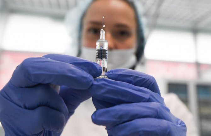 Moskva postavlja oko 300 mobilnih stanica za vakcinaciju protiv koronavirusa