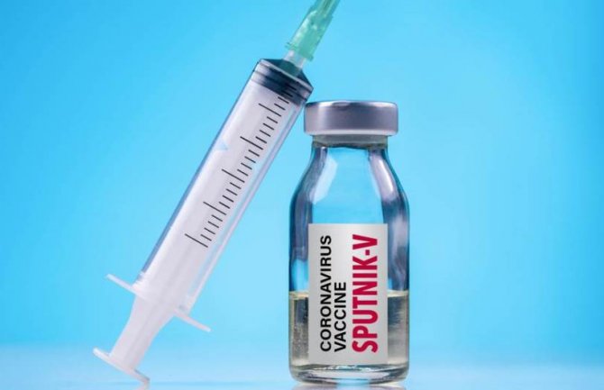 Rusija odobrila laganu verziju vakcine Sputnjik V, daje se u jednoj dozi