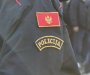 Ukrajinka pasošem i telefonom udarala policajca po glavi