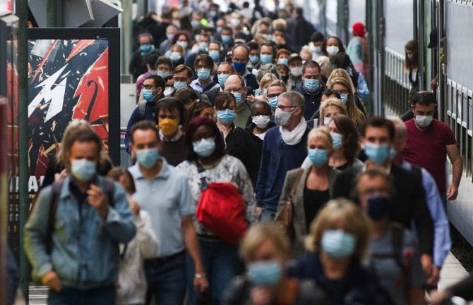 Austrijski virusolog: Život kao prije pandemije neće više biti moguć