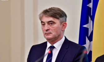 Komišić: Krivokapićev potez izazvao podozrenje u Bosni i Hercegovini