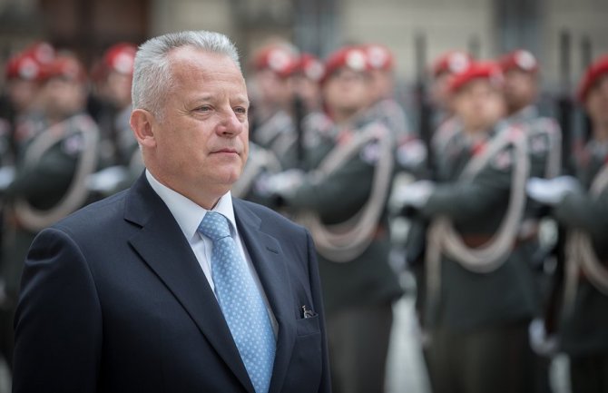 Ni ambasador Crne Gore u Austriji Željko Perović ne dolazi na sjutrašnje konsultacije