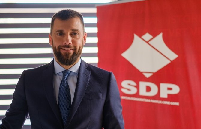 Zeković: SDP predlaže Rezoluciju o zaštiti državnih interesa u EPCG i kontrolno saslušanje ministra i menadžmenta