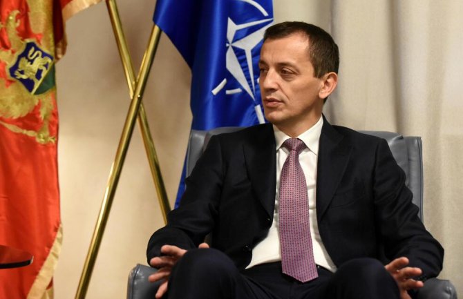 Bošković: Kada Abazović objasni ko mu je nudio mito od 21 milion eura i ja ću šta je posao ministra odbrane na sastancima u ANB 