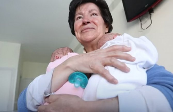 Rodila blizance u 65. godini, sud joj oduzeo djecu(VIDEO)
