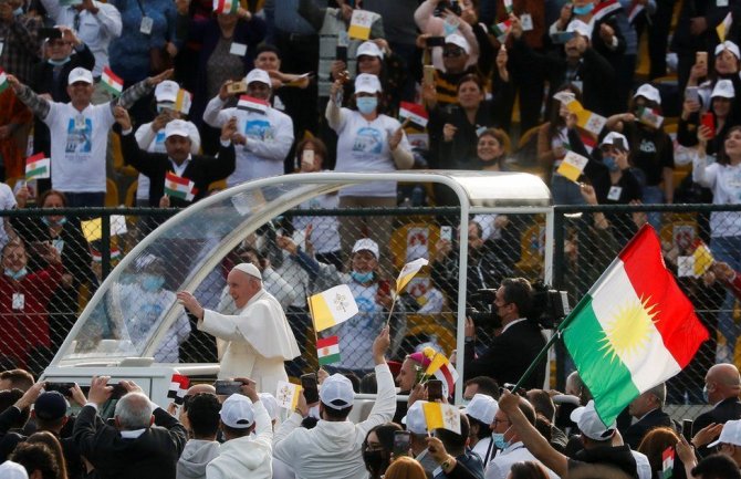 Irak: Papa Franja održao najveću misu, čuo „glasove bola i teskobe, ali i glasove nade i utjehe“