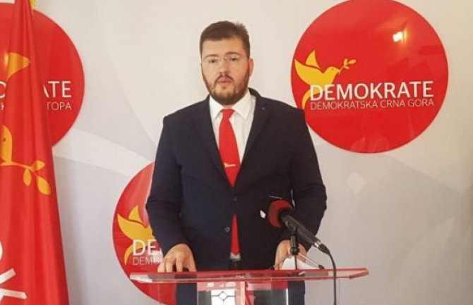 Koprivica: Cilj svake opozicije je da smijeni nelegitimnu vlast