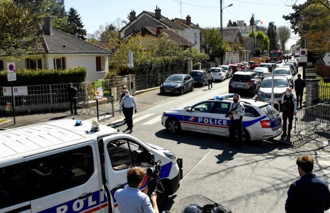 Francuska: Policajka ubijena nožem na ulazu u policijsku stanicu