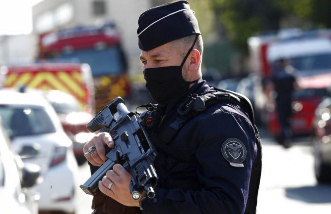 Francuska: Uhapšeni jer su planirali napad na masonsku ložu