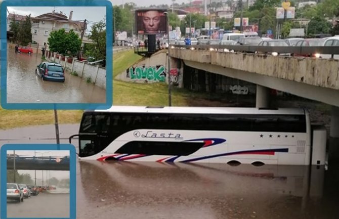 Nevrijeme pogodilo Srbiju, autobus zarobljen u jezeru (VIDEO)