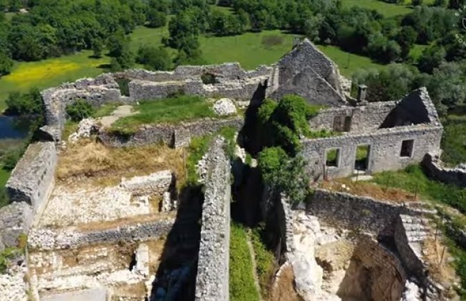 Pogledajte snimak iz vazduha  tvrđave Žabljaka Crnojevića i njene okoline (VIDEO)