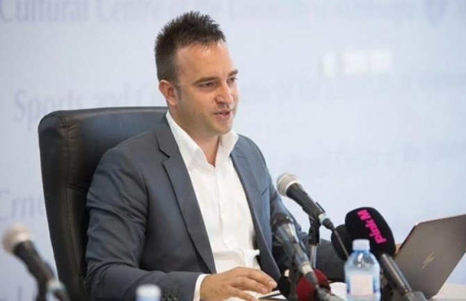 Pretučen Džemal Lekić član DPS-a i direktor CIS-a Glavnog grada