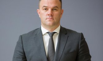 Mitrović: Populizam se ne zaustavlja, jedan broj korisnika materijalnog obezbjeđenja preći na korišćenje naknade
