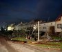 Tornado pogodio jug Češke: Bacao automobile na kuće, skidao krovove, ima mrtvih (Video) 