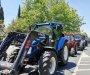 Poljoprivrednici stigli traktorima ispred Skupštine (FOTO)