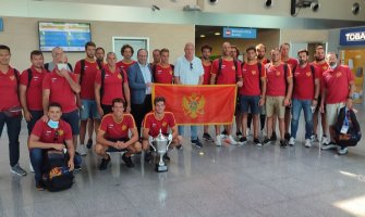 Zlatni vaterpolisti stigli u Crnu Goru