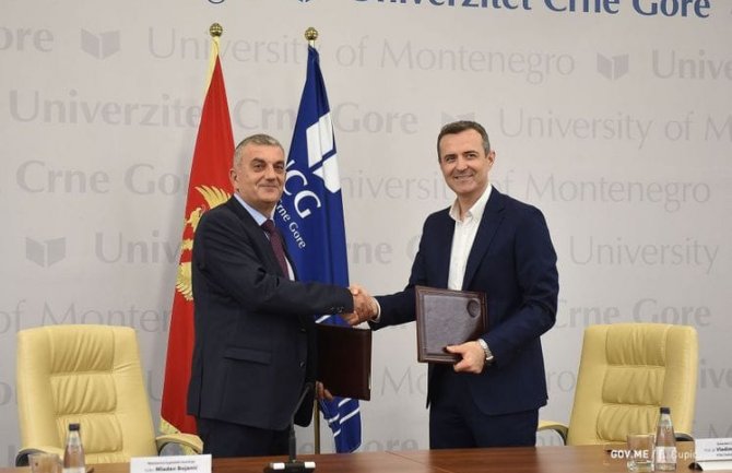Božović i Bojanić potpisali memorandum o saradnji Univerziteta Crne Gore i Ministarstva kapitalnih investicija danas