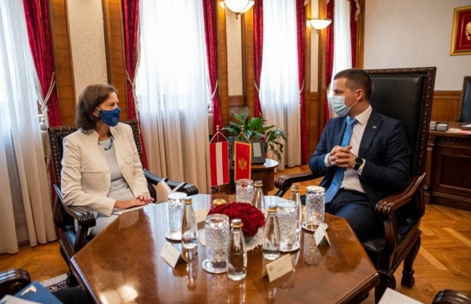 Bečić i Janković: Austrija će nastaviti da pruža punu podršku Crnoj Gori u procesu pristupanja EU