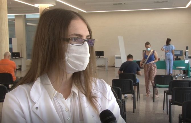  Šahmanović: Dobar odziv građana za vakcinaciju, Fajzer samo prioritetnim grupama