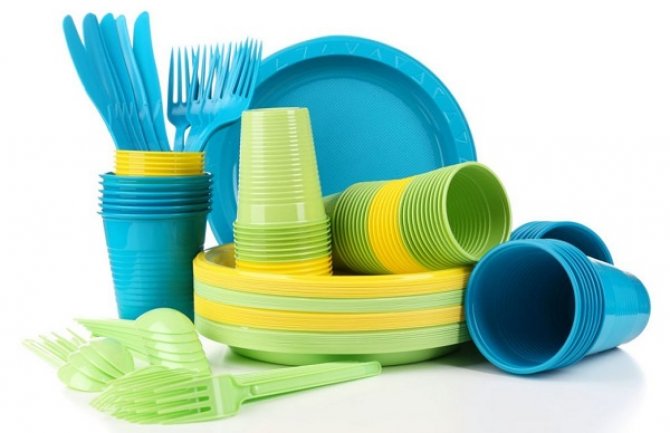Slovenačka vlada je zabranila prodaju gotovo svih plastičnih proizvoda za jednokratnu upotrebu