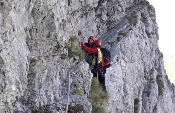 Pripadnici Gorske službe spašavanja nakon 12 sati spasili 45-godišnju Slovenku na Durmitoru