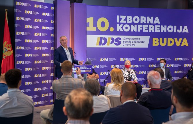 DPS Budva: Kadrovskim jačanjem DPS, do snažnijeg otpora klero-nacionalizmu u Budvi
