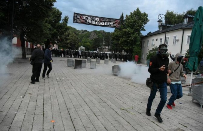 Mrvaljević: Postupanje policije na Cetinju sve dovelo na ivicu tragedije, u gradu organizovan 