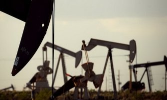 Na berzi u Londonu cijena nafte nepromijenjena, u Americi pala