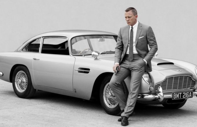 Bondov kaskaderski automobil prodat na aukciji za tri miliona funti: Novac ide u humanitarne svrhe