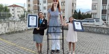 Sa 215,16 santimetara Turkinja najviša žena na svijetu(VIDEO)