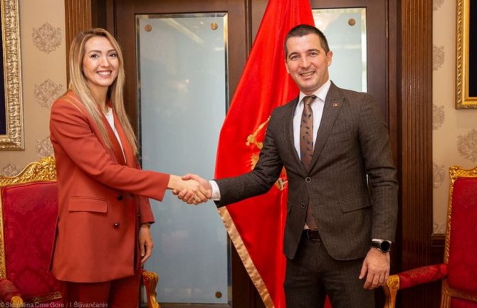 Bečić i nova ambasadorka u Republici Italiji razgovarali o jačanju saradnje