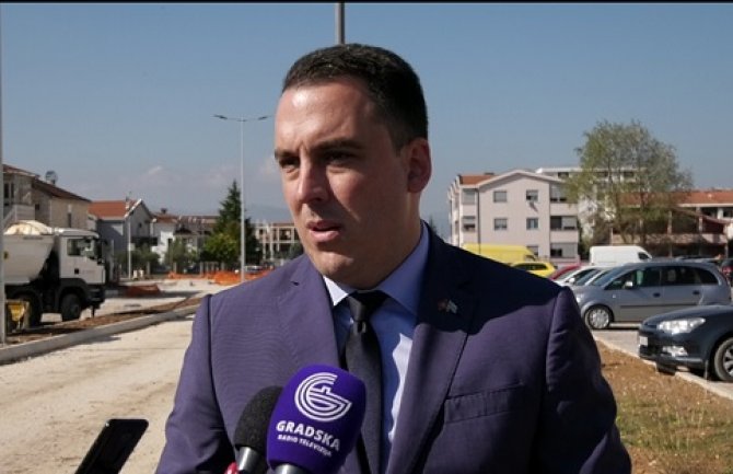Vuković: Rano da govorim o kandidaturi za gradonačelnika;  Razmišljaju i o otvaranju autobuske linije ka aerodromu
