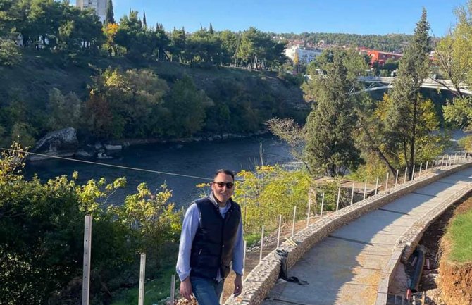 Pogledajte kako će izgledati šetalište uz Moraču, Vuković: Biće to istinski ukras grada