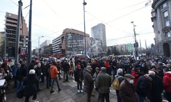 Nastavak ekoloških protesta u Srbiji: Umjesto puteva učesnici došli ispred Vlade Republike Srbije i lokalnih samouprava