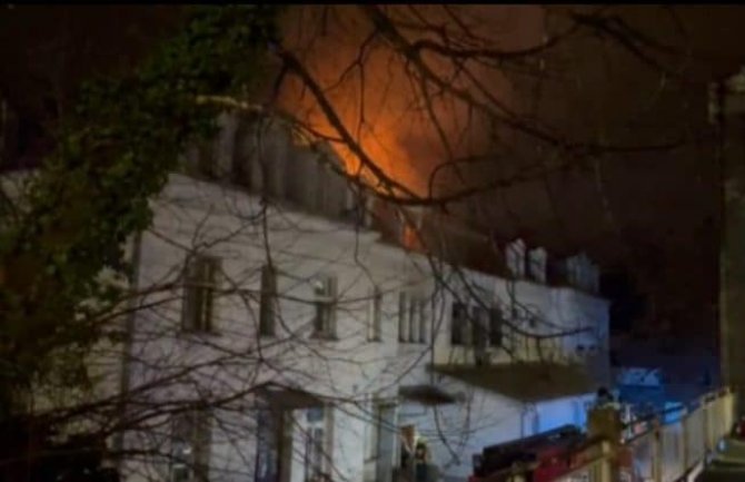 Požar u krugu Infektivne klinike u Beogradu, jedna osoba poginula