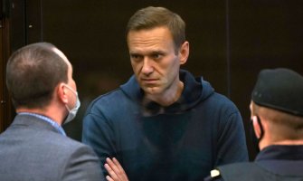 Novo suđenje Navaljnom počelo, prijeti mu kazna od 10 godina zatvora