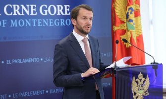 Konjević: Dokazi o Abazovićevim kontaktima sa kriminalnim grupama prisutni u SOCTA