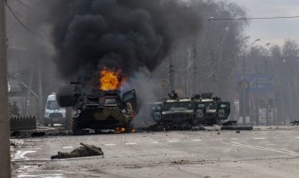 U Ukrajini granatiran Nikopolj, oštećene zgrade i dalekovod