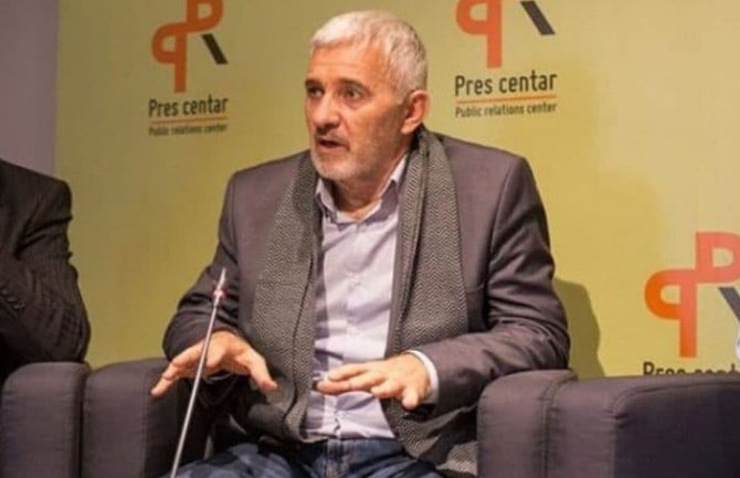 Perović: Građani na izborima biraju između izvjesnog nazadovanja i šanse