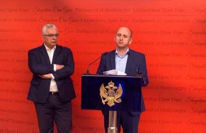 Mandić i Knežević: Katnić, Čađenović i Pažin da se nađu na optuženičkoj klupi zbog nedjela učinjenih ka DF-u