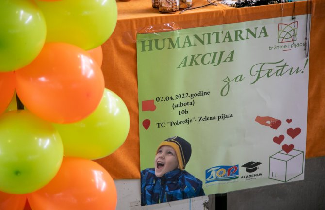 Na humanitarnom bazaru u Podgorici za Feđu Alkovića prikupljeno 2.807 eura