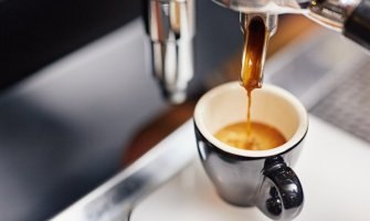 Pozvao policiju zbog cijene kafe, kafić kažnjen sa 1.000 eura