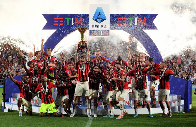Posle 11 godina Milan je opet veliki: 