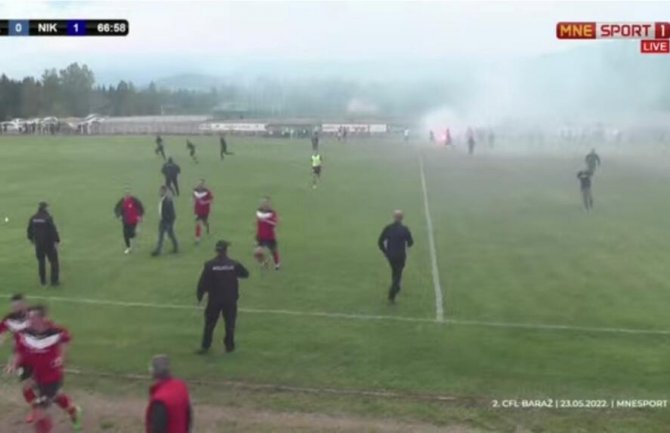 Težak  incident na utakmici u Rožajama: Navijači Ibra tukli fudbalere gostujućeg tima