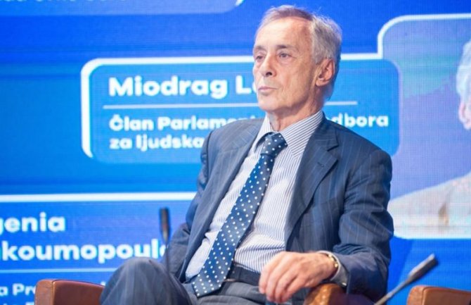 Postignut politički dogovor: Poslanici skupili 41 potpis, stekli se uslovi da Đukanović da mandat Lekiću