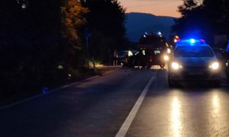 Saobraćajna nezgoda na putu Podgorica - Danilovgrad, dvije osobe povrijeđene