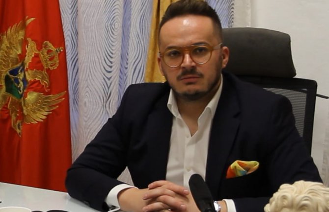 Pavićević: Da li zvanična Srbija preko Srpske kuće uz podršku SPC i DF budi aveti prošlosti? 