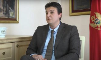 Milović: Đukanović uputio poruku tužiocima ako krenu na njega